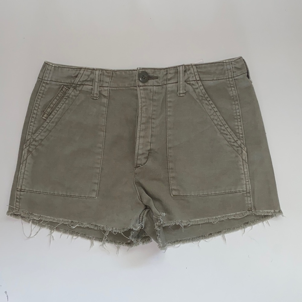 Green high waisted shorts